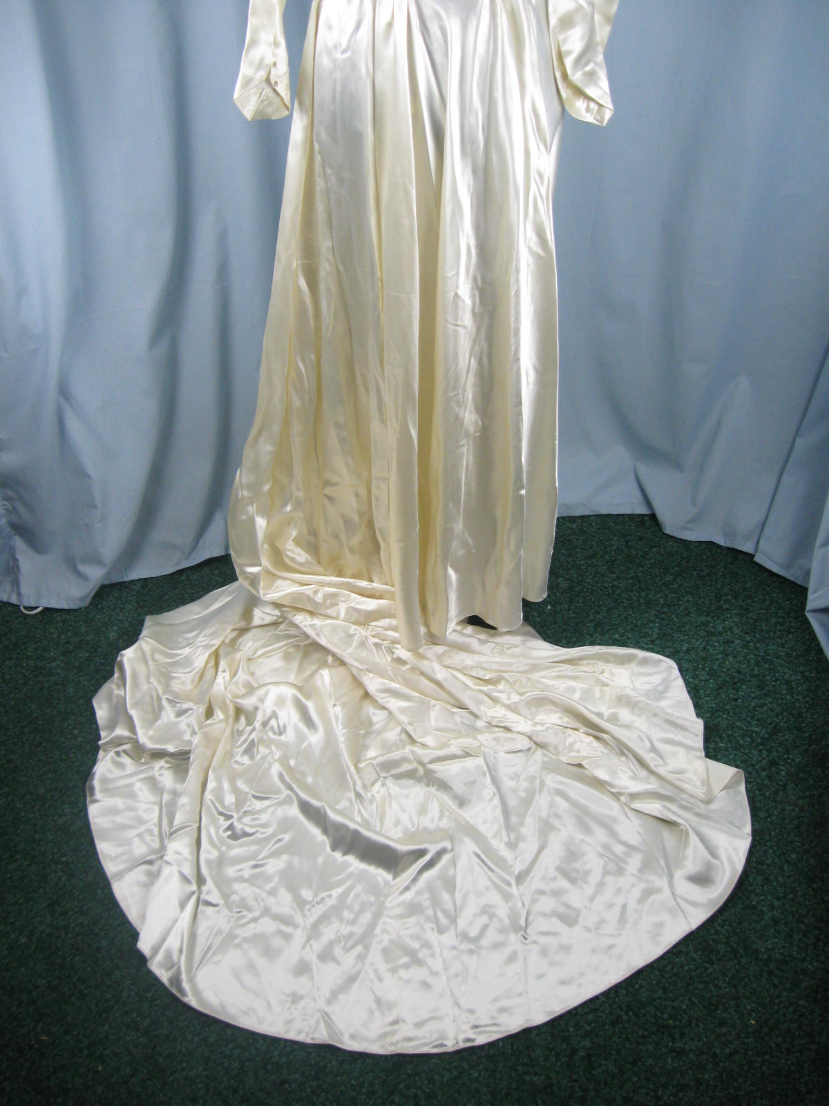 Vintage 1930s 1940s Satin Wedding Dress Gown  