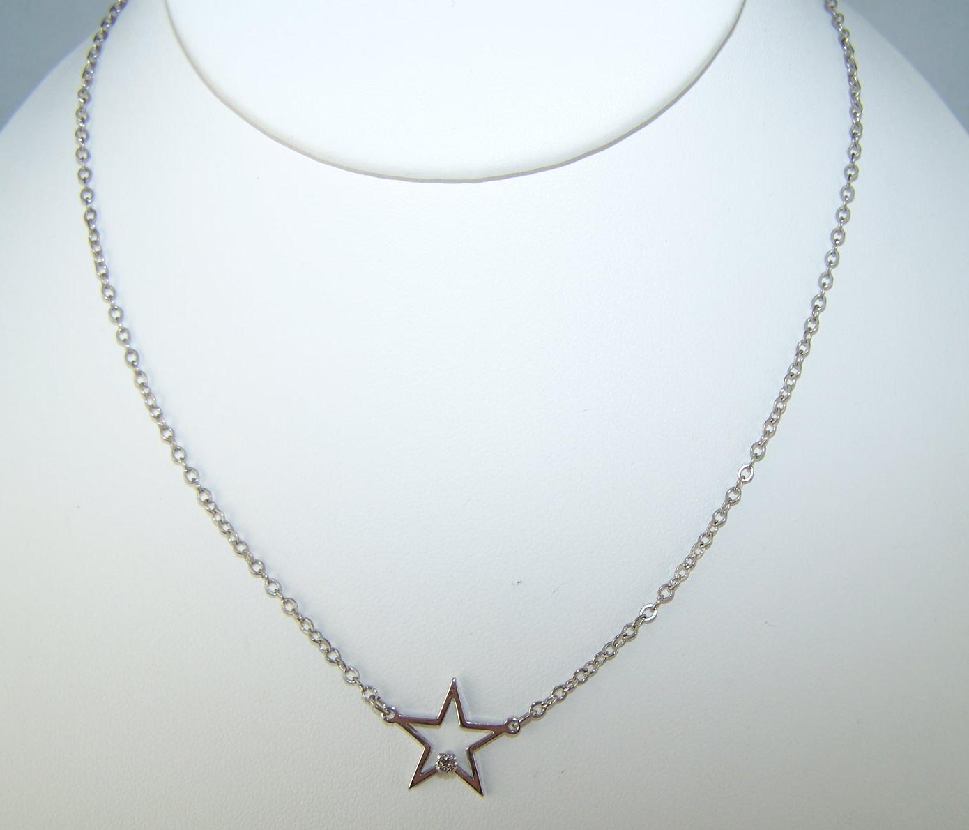 Star Necklace on Vintage Sterling Silver Marvel Star Necklace Estate Jewelry